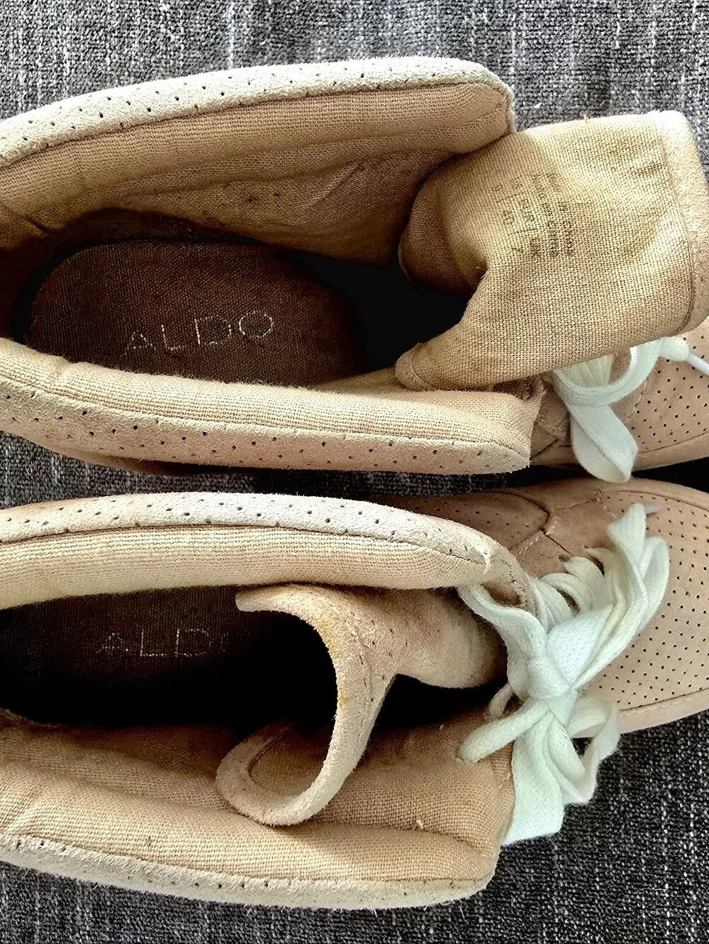 ALDO Nemyra Chunky Heeled Suede Leather Platform Tan Shoes - Size 9